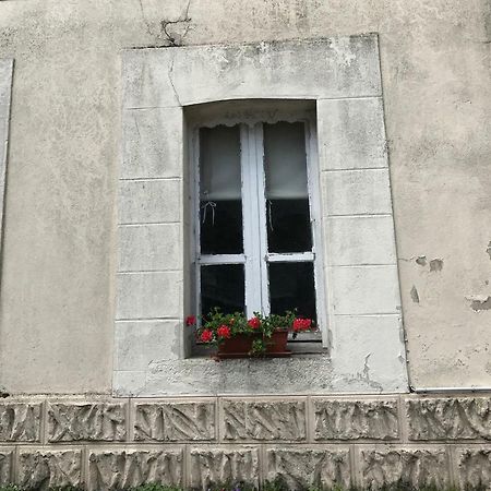 Le Petit Logement Apartment Pre-en-Pail-Saint-Samson Luaran gambar
