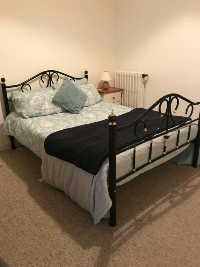 Le Petit Logement Apartment Pre-en-Pail-Saint-Samson Luaran gambar